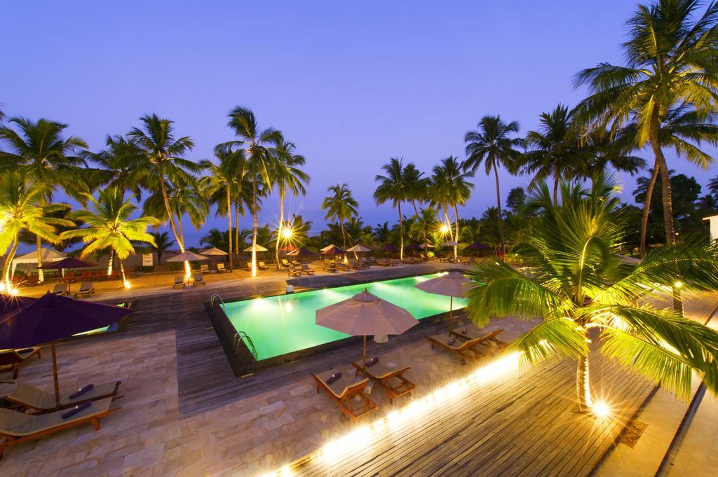 Avani Kalutara Resort Exterior foto