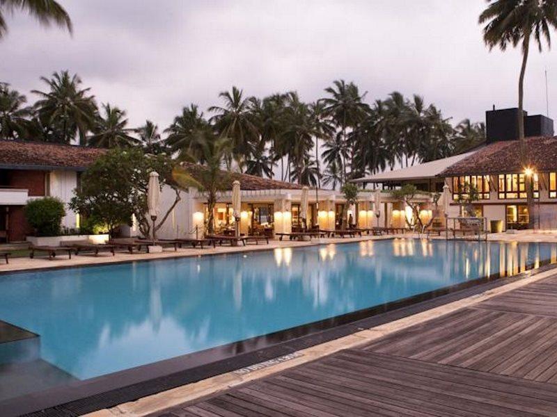 Avani Kalutara Resort Exterior foto