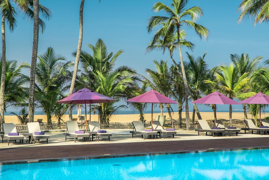 Avani Kalutara Resort Exterior foto